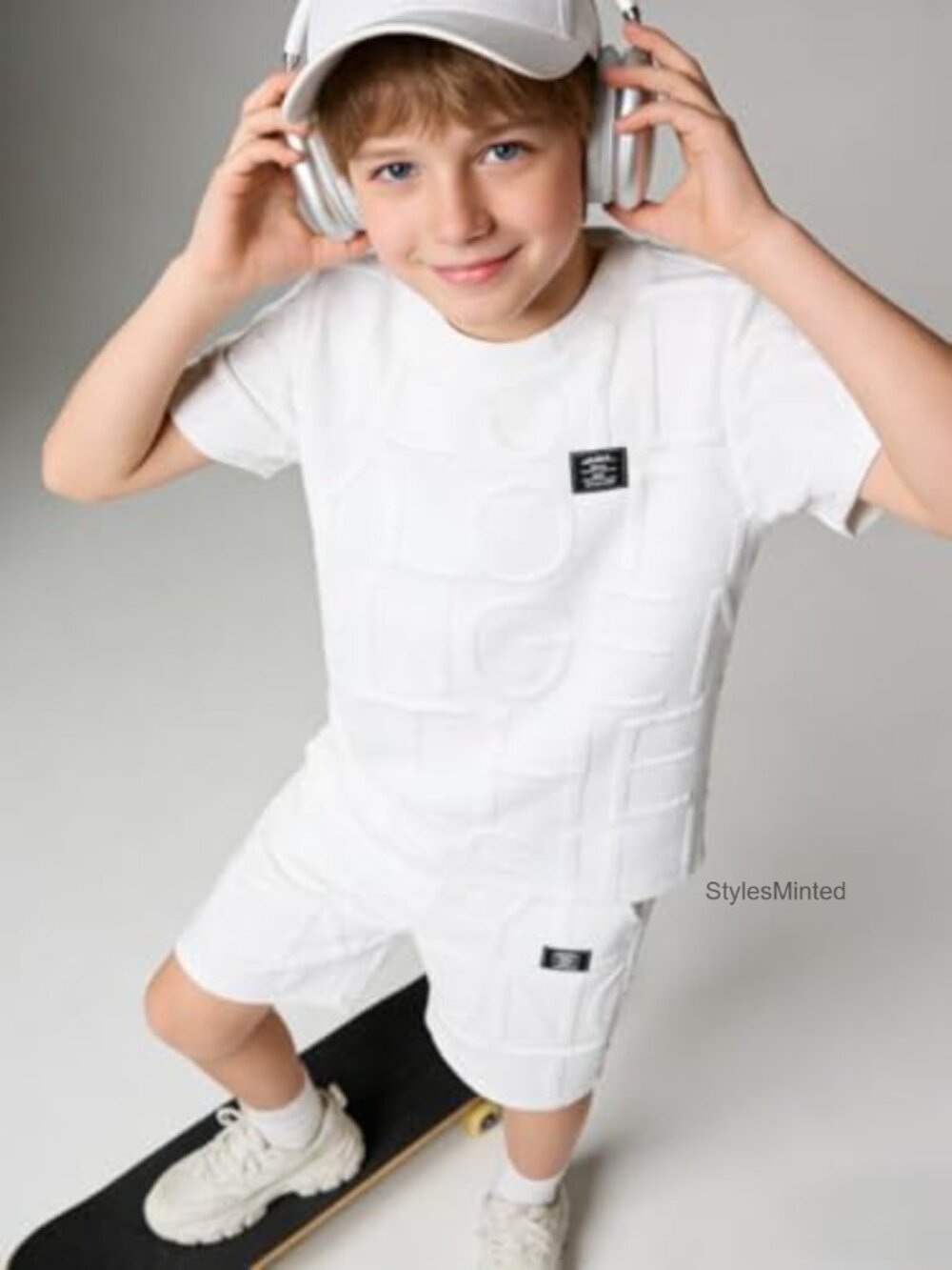 2-Piece Boys Summer Outfit Set T-Shirt + Shorts 8-13 Years Casual Playwear - Picture 3 of 7